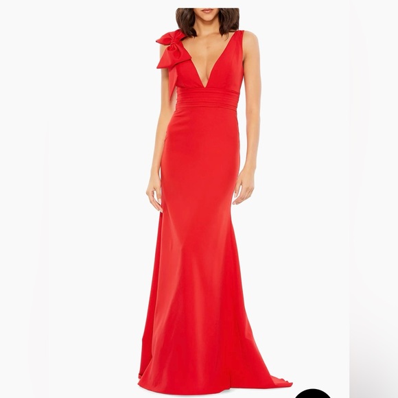 Mac Duggal Bow V-Neck A-Line Gown - Picture 1 of 2